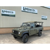 Land Rover Defender Wolf 110 soft top RHD